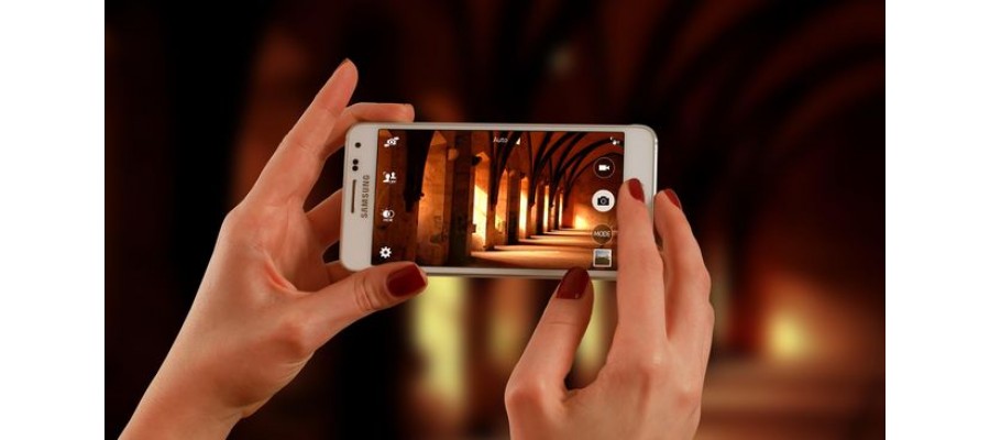 Peneliti Temukan Kamera Ponsel Samsung dan Google Rentan Diretas Peneliti Temukan Kamera Ponsel Samsung dan Google Rentan Diretas